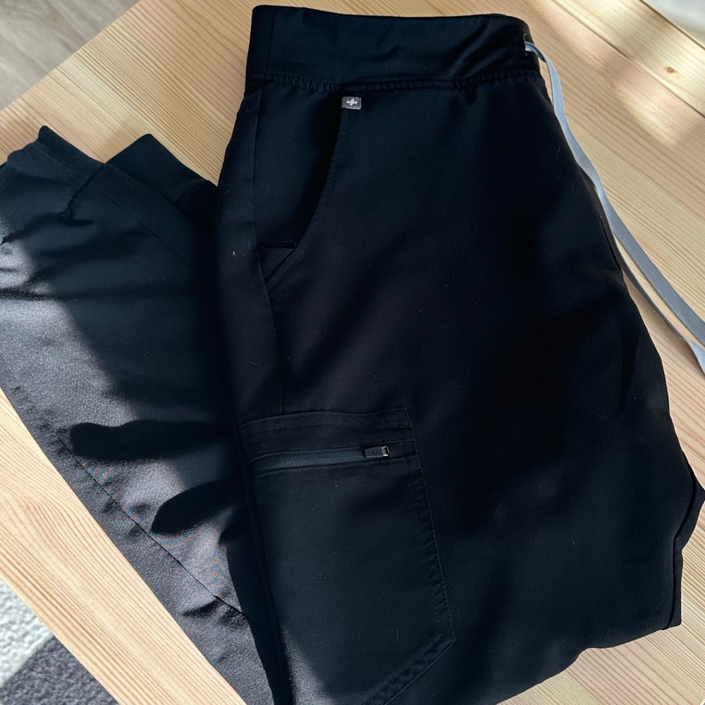 FIGS Scrubs Black Joggers